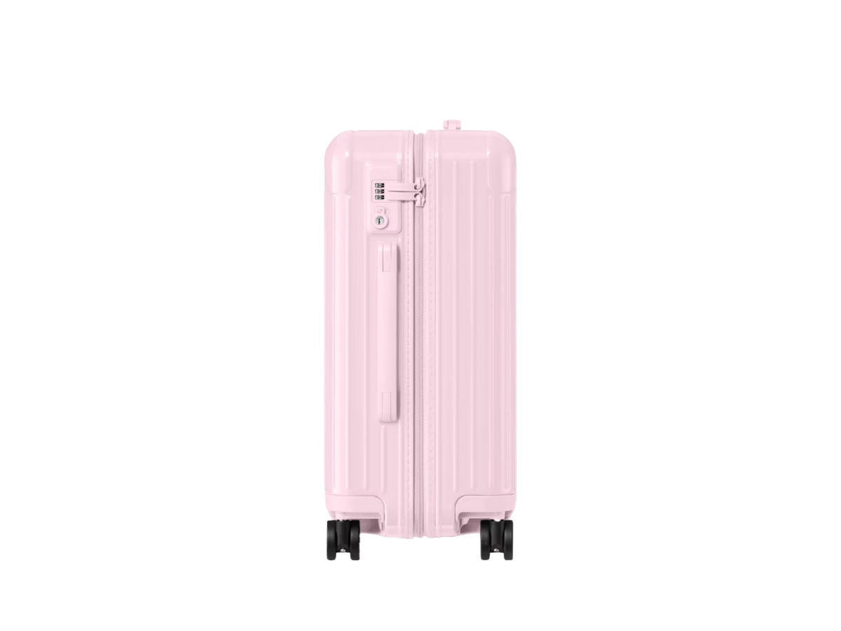 https://d2cva83hdk3bwc.cloudfront.net/83253751-rimowa-cabin-gloss-ballerina-pink-4.jpg