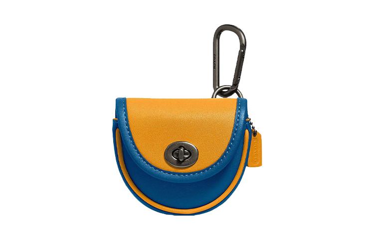 https://d2cva83hdk3bwc.cloudfront.net/865-QVL-coach-bag-accessories-1.jpg