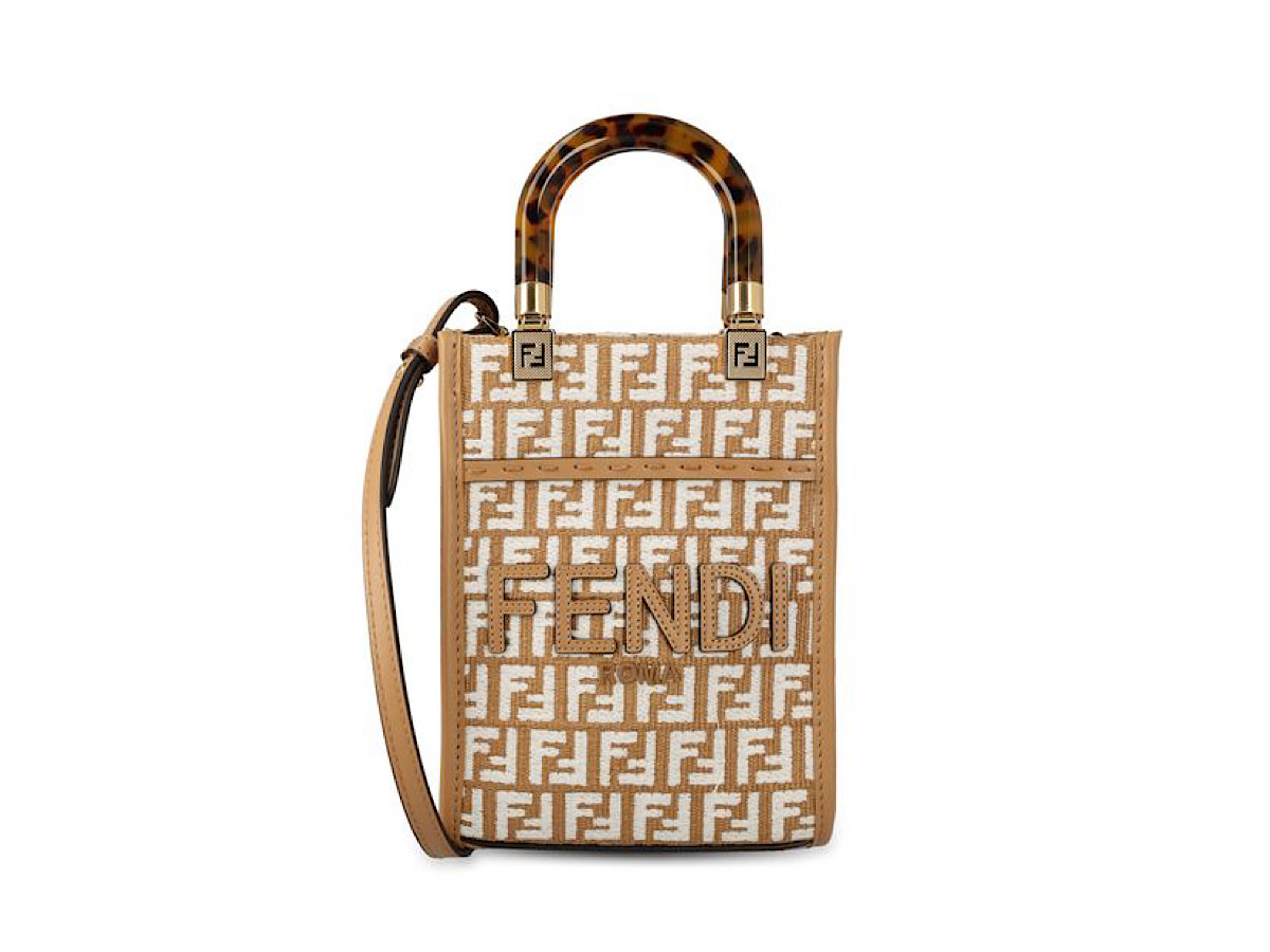 https://d2cva83hdk3bwc.cloudfront.net/8BS051AQ0X-fendi-fendi-mini-sunshine-shop-1.jpg