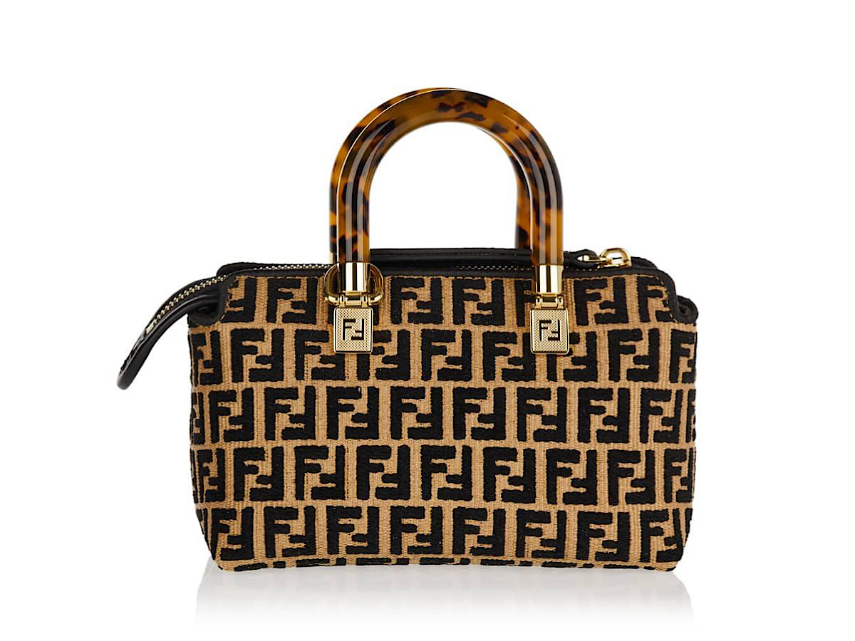 https://d2cva83hdk3bwc.cloudfront.net/8BS067AQ0X-fendi-mini-btw-bagbrown-calf-l-3.jpg