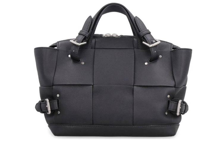 https://d2cva83hdk3bwc.cloudfront.net/90436V1Q718803-bottega-veneta-handbags-1.jpg