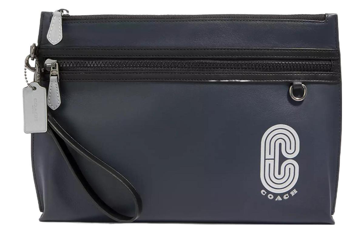 https://d2cva83hdk3bwc.cloudfront.net/91250-QBNI9-coach-pouch-clutches-1.jpg