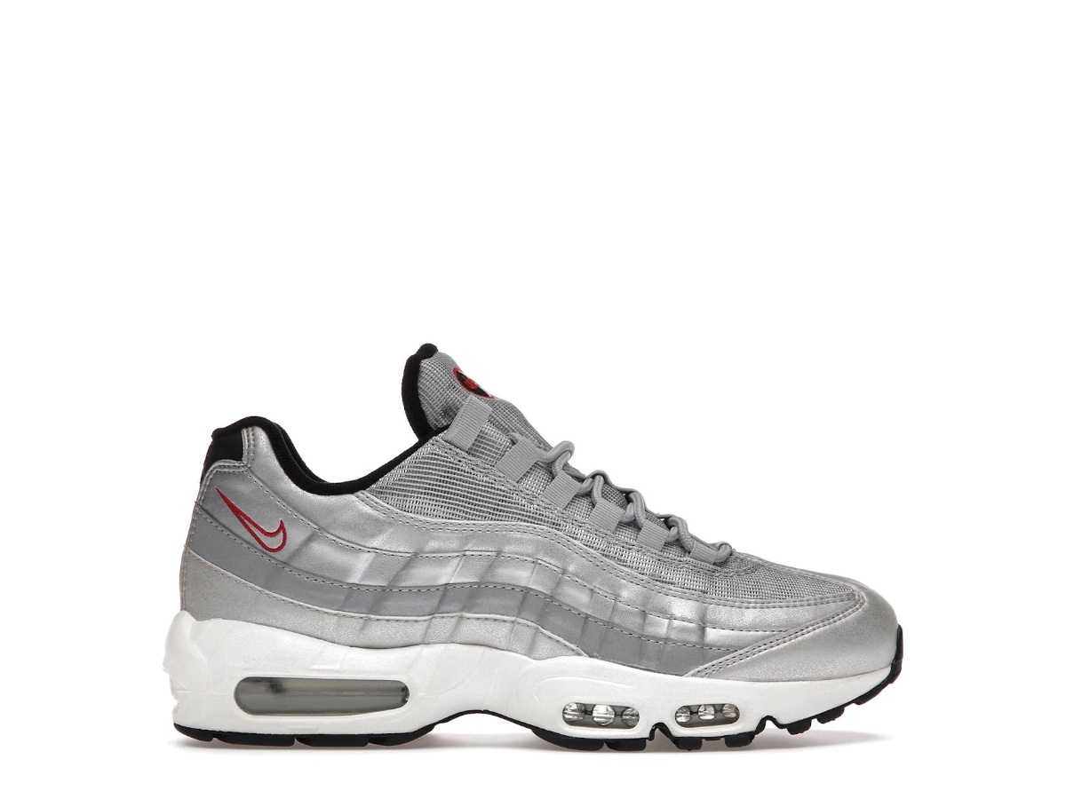 https://d2cva83hdk3bwc.cloudfront.net/918359-001-nike-air-max-95-silver-bullet-1.jpg