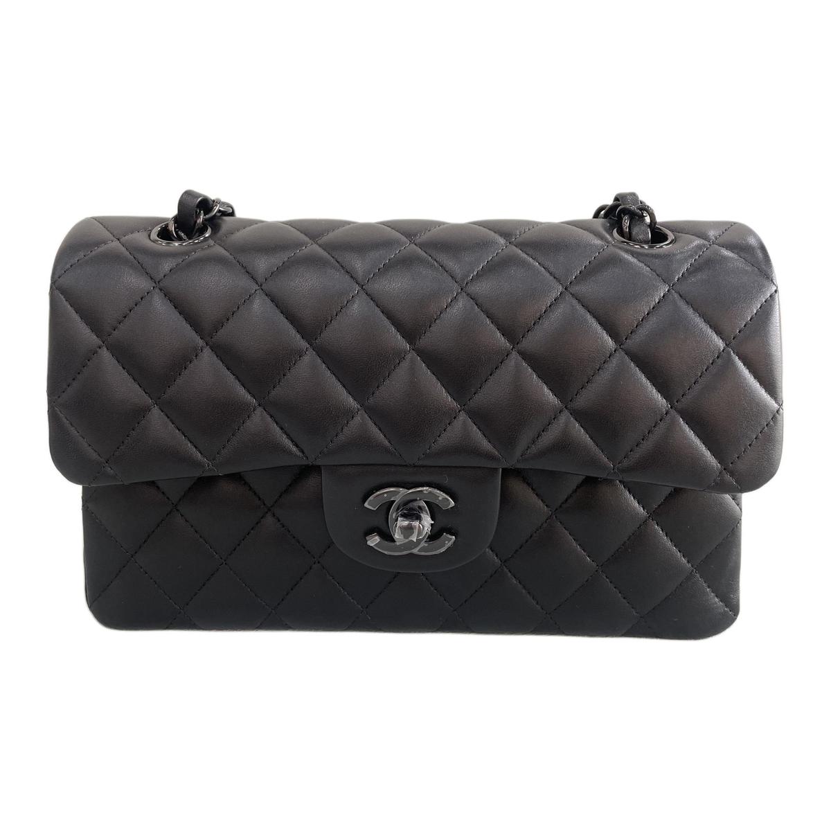 https://d2cva83hdk3bwc.cloudfront.net/A01113-B06311-94305-chanel-classic-flap-cf-sheepskin-crossbody-bag-shoulder-bag-women-s-black-1.jpg