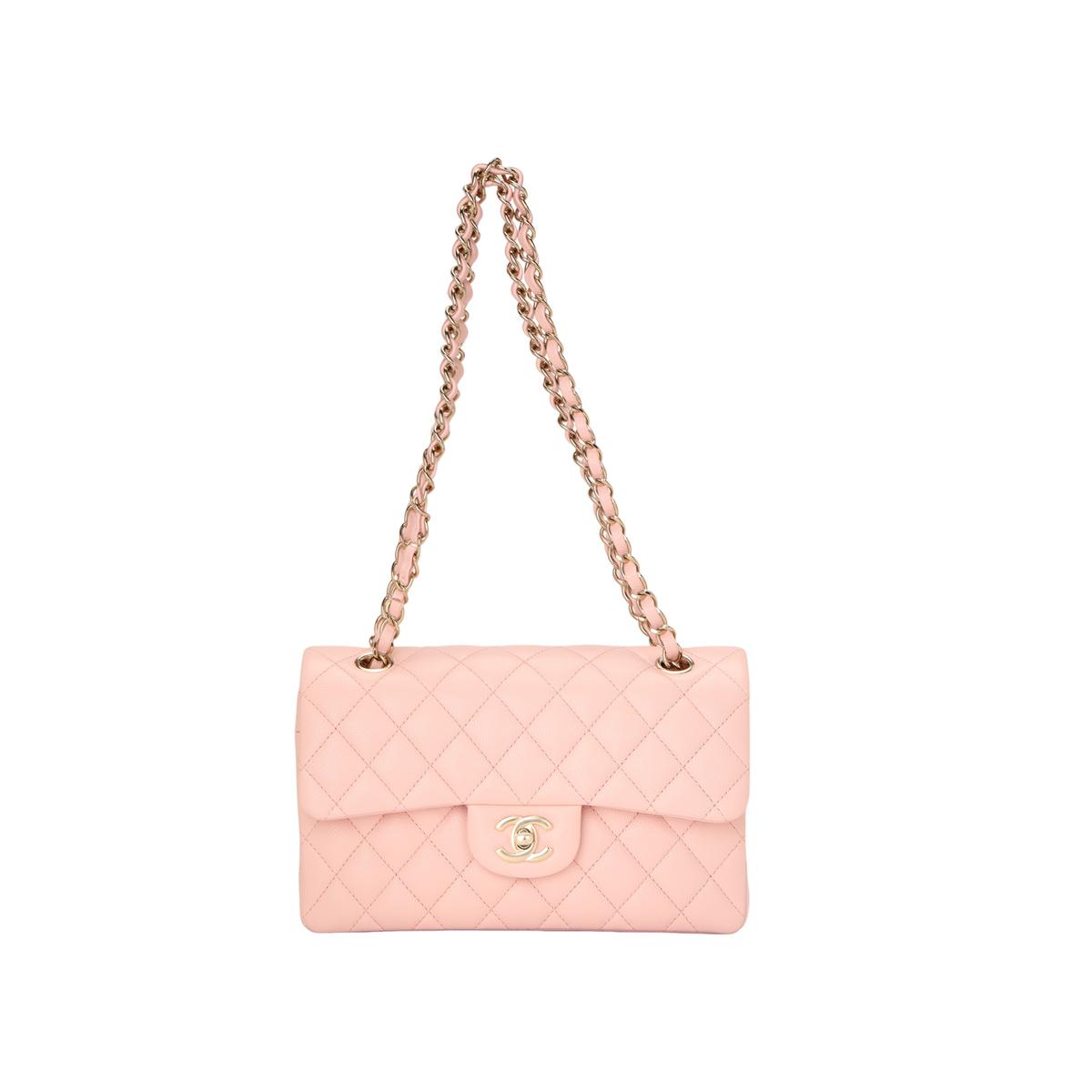 https://d2cva83hdk3bwc.cloudfront.net/A01113-B10583-NR644-chanel-classic-flap-cf-shoulder-bags-1.jpg