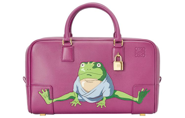 https://d2cva83hdk3bwc.cloudfront.net/A039N08X07-6190-loewe-amazona-handbags-1.jpg