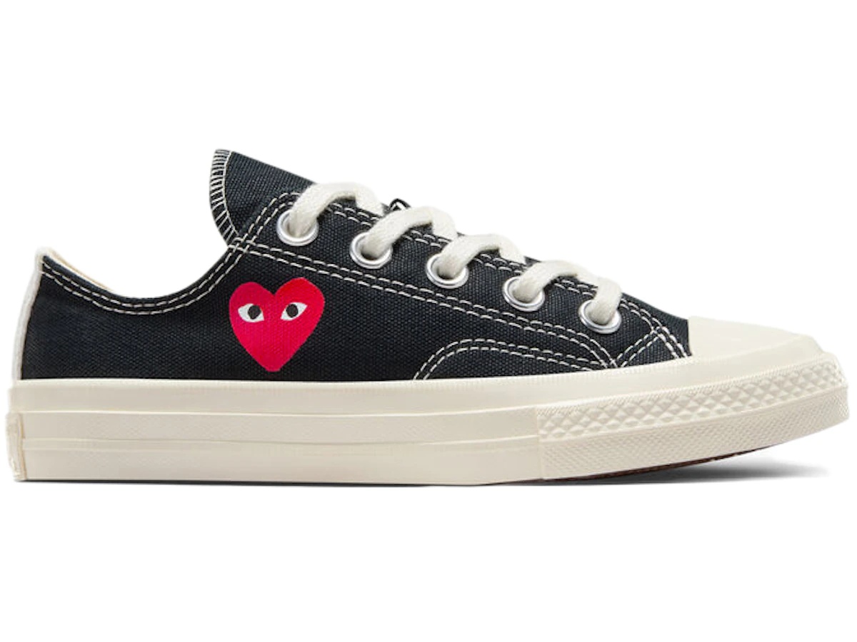 https://d2cva83hdk3bwc.cloudfront.net/A08806C-converse-chuck-taylor-all-star-70-ox-comme-des-garcons-play-single-heart-black-ps--1.jpg
