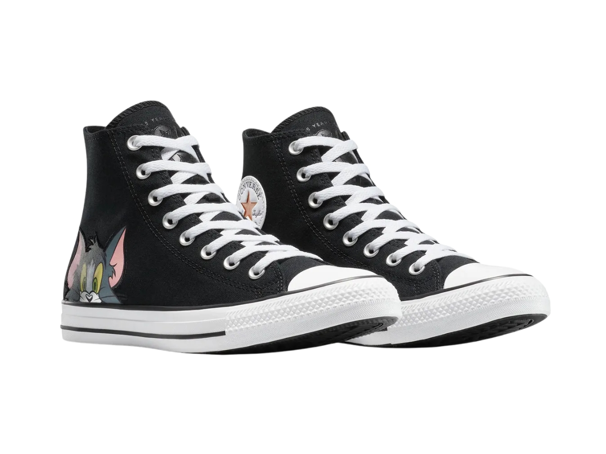 https://d2cva83hdk3bwc.cloudfront.net/A15113C-converse-x-tom-jerry-chuck-taylor-all-star-hi-black-multi-white-3.jpg