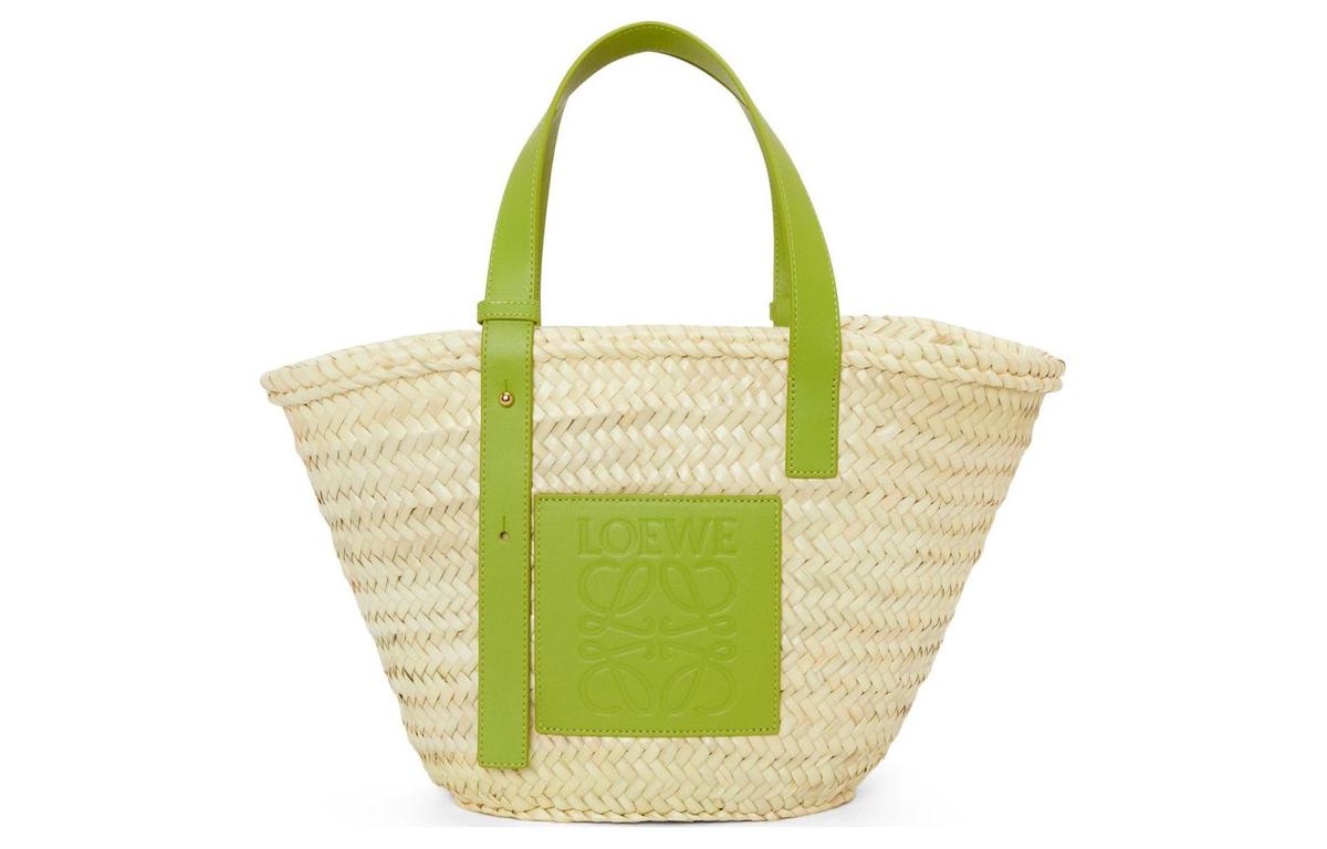 https://d2cva83hdk3bwc.cloudfront.net/A223S92X04-3674-loewe-basket-handbags-1.jpg