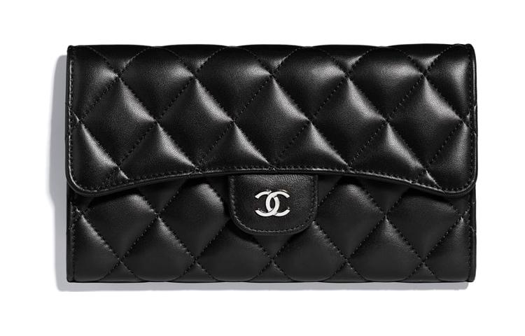https://d2cva83hdk3bwc.cloudfront.net/A31506-Y01480-C3906-chanel-classic-flap-cf-wallets-1.jpg