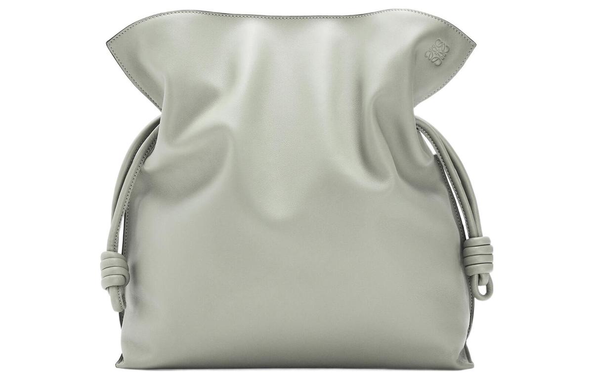 https://d2cva83hdk3bwc.cloudfront.net/A411064X01-1760-loewe-flamenco-shoulder-bags-1.jpg