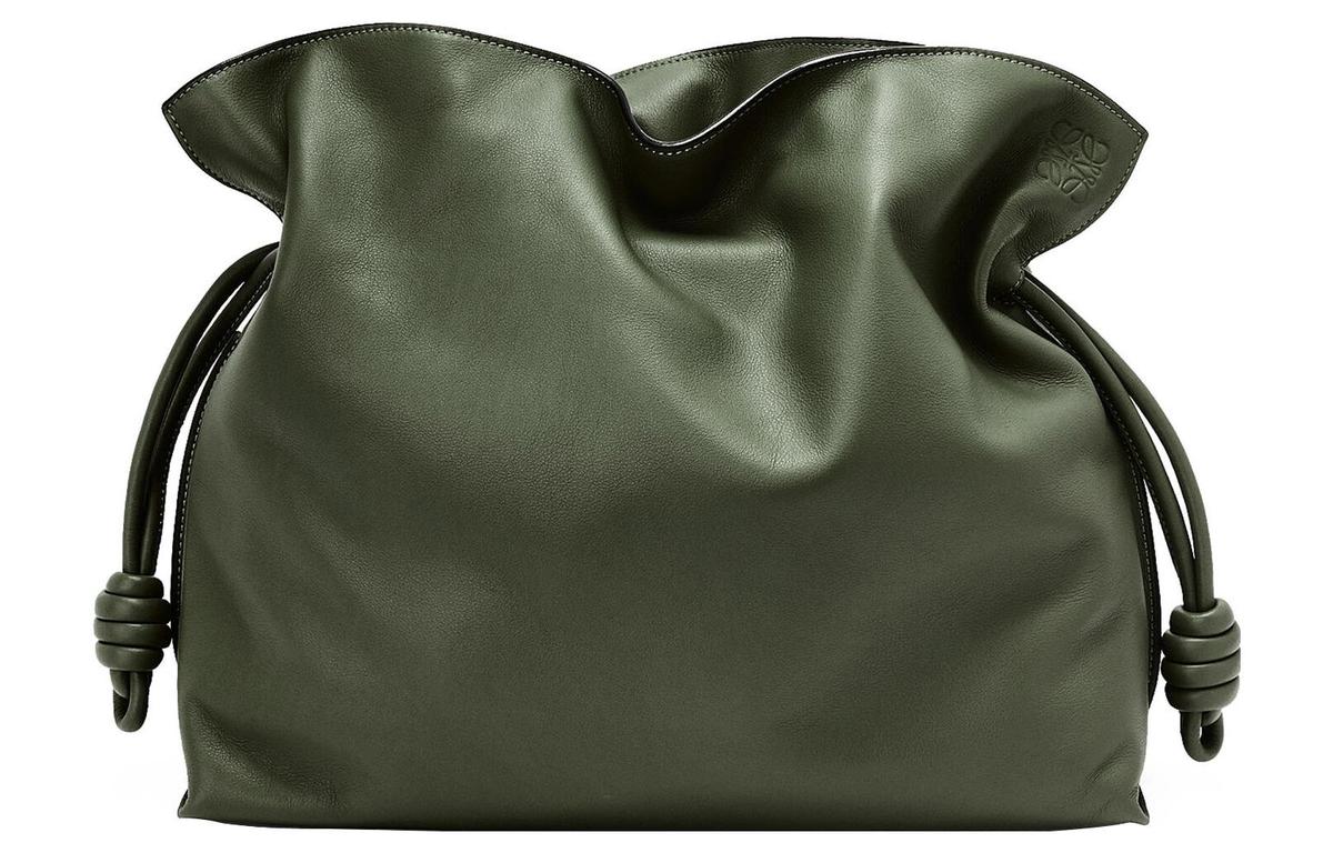 https://d2cva83hdk3bwc.cloudfront.net/A411FL1X01-4429-loewe-flamenco-napa-calf-leather-clutch-large-size-women-s-olive-green-1.jpg
