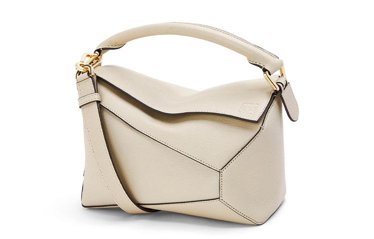 https://d2cva83hdk3bwc.cloudfront.net/A510P60X03-1651-loewe-goatskin-handbag-small-size-women-s-ecru-1.jpg