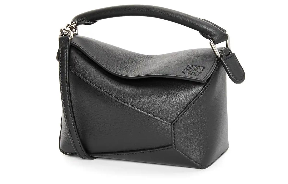 https://d2cva83hdk3bwc.cloudfront.net/A510P88X26-1100-loewe-puzzle-handbags-1.jpg