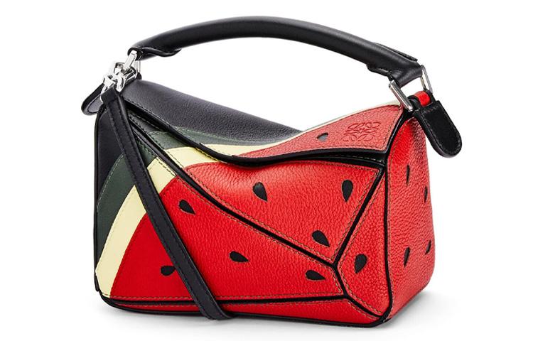 https://d2cva83hdk3bwc.cloudfront.net/A510U95X38-7100-loewe-puzzle-calfskin-geometric-bag-puzzle-bag-handbag-shoulder-bag-crossbody-bag-mini-women-s-red-black-1.jpg