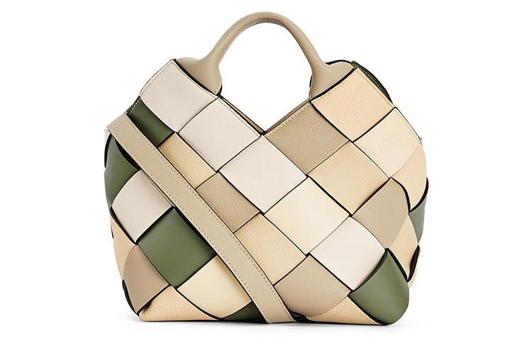 https://d2cva83hdk3bwc.cloudfront.net/A521T32X07-3963-loewe-basket-grained-cow-leather-handbag-shoulder-bag-crossbody-bag-small-size-women-s-green-light-brown-1.jpg