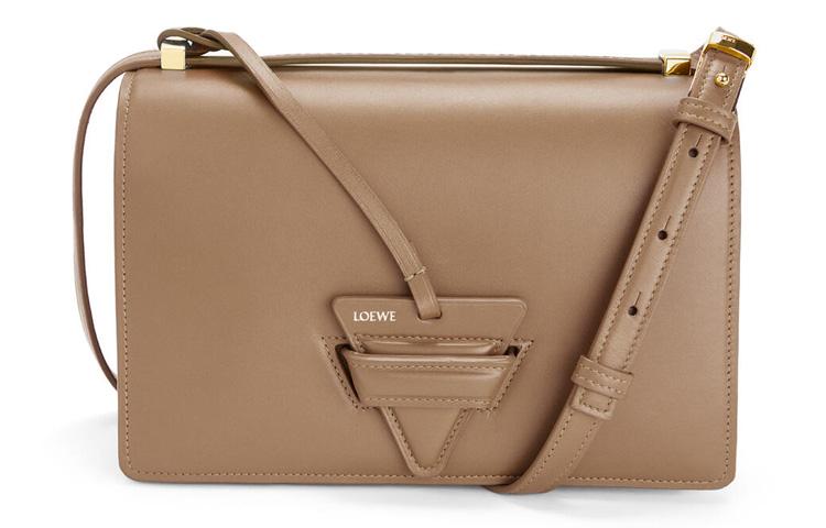 https://d2cva83hdk3bwc.cloudfront.net/A532M15X02-2270-loewe-barcelona-shoulder-bags-1.jpg