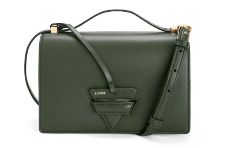 https://d2cva83hdk3bwc.cloudfront.net/A532M15X02-4429-loewe-barcelona-silk-calfskin-handbag-shoulder-bag-crossbody-bag-women-s-vintage-khaki-1.jpg