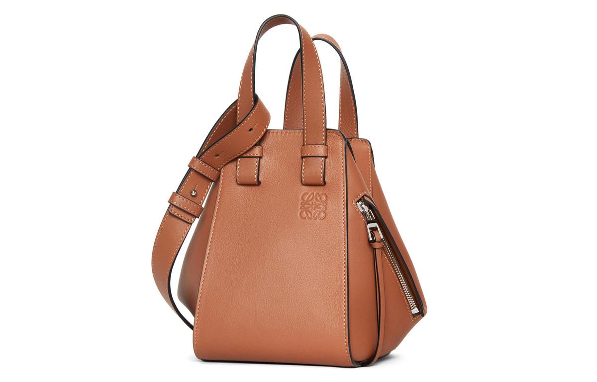 https://d2cva83hdk3bwc.cloudfront.net/A538H13X10-2530-loewe-hammock-cow-leather-shoulder-bag-crossbody-bag-handbag-regular-women-s-brown-1.jpg