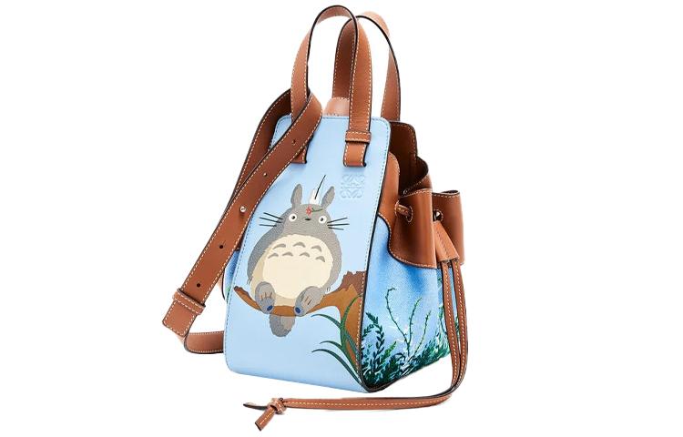 https://d2cva83hdk3bwc.cloudfront.net/A538Z95X04-5140-loewe-hammock-handbags-1.jpg