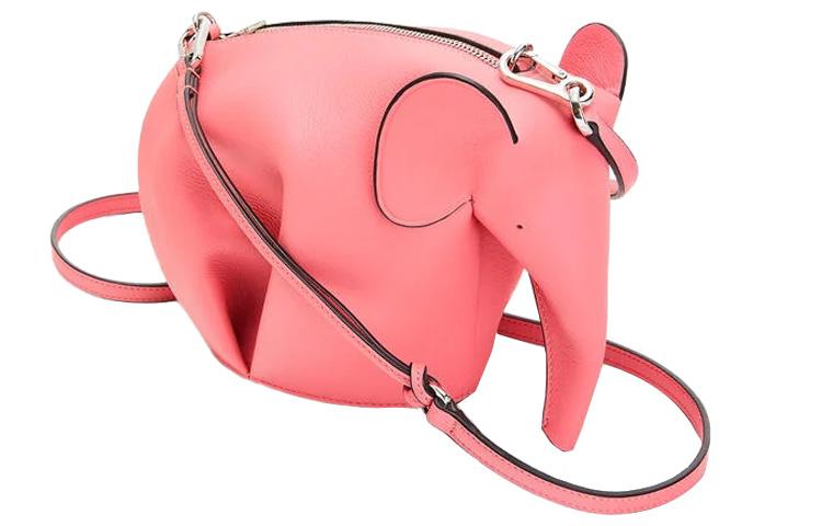 https://d2cva83hdk3bwc.cloudfront.net/A623C45X06-6520-loewe-cow-leather-handbag-mini-women-s-light-pink-candy-color-1.jpg