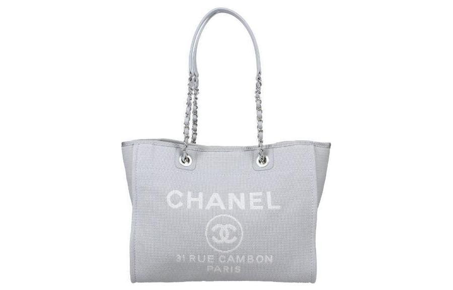 https://d2cva83hdk3bwc.cloudfront.net/A66941-B07300-NI192-chanel-handbags-1.jpg