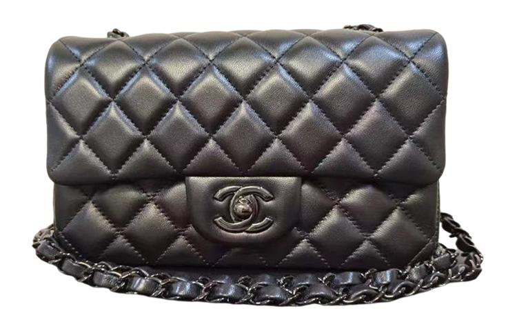https://d2cva83hdk3bwc.cloudfront.net/A69900-B06311-94305-chanel-so-black-lambskin-shoulder-bag-crossbody-bag-mini-women-s-black-1.jpg