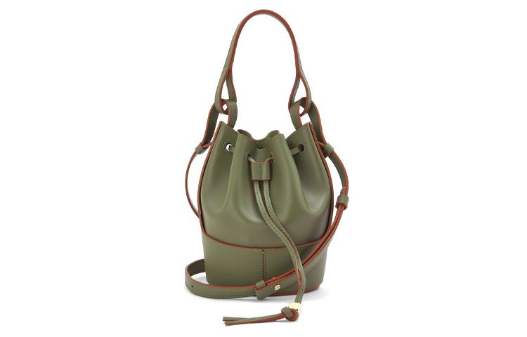 https://d2cva83hdk3bwc.cloudfront.net/A710P18X01-3949-loewe-balloon-handbags-1.jpg