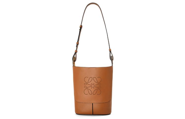 https://d2cva83hdk3bwc.cloudfront.net/A710W86X02-2530-loewe-anagram-shoulder-bags-1.jpg