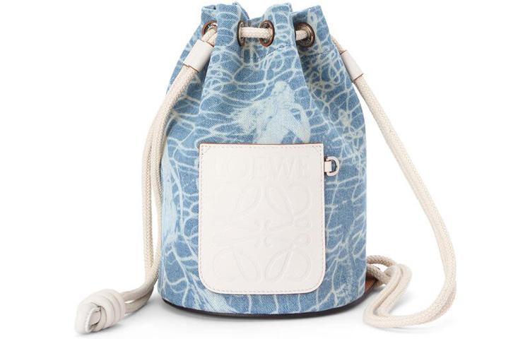 https://d2cva83hdk3bwc.cloudfront.net/A734Z18X12-8387-loewe-sailor-shoulder-bags-1.jpg