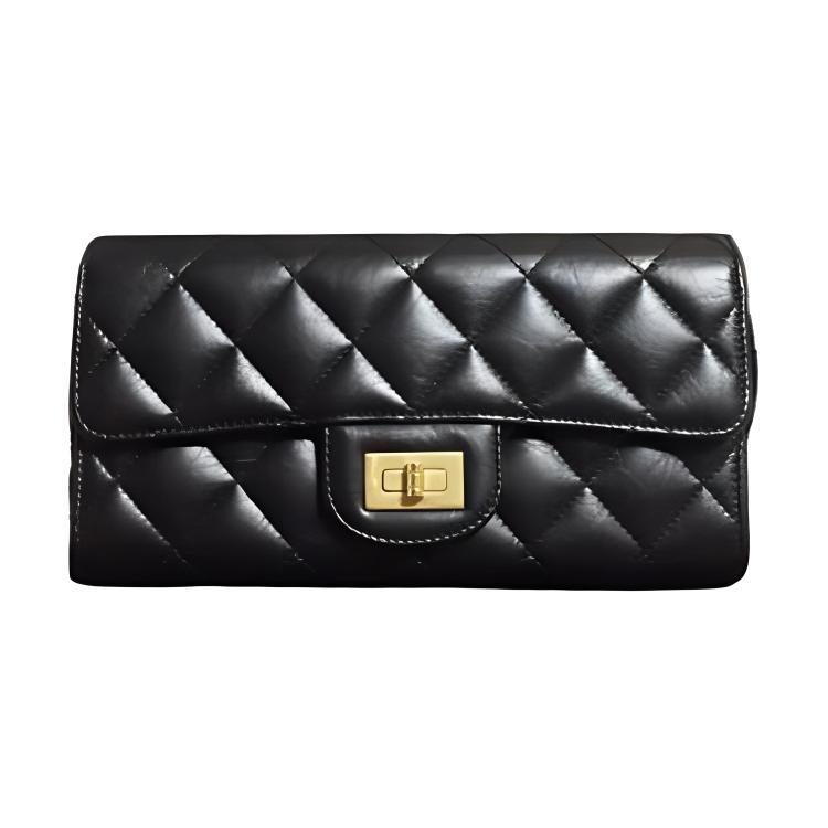 https://d2cva83hdk3bwc.cloudfront.net/A80829-Y04634-C3906-chanel-2-55-wallets-1.jpg