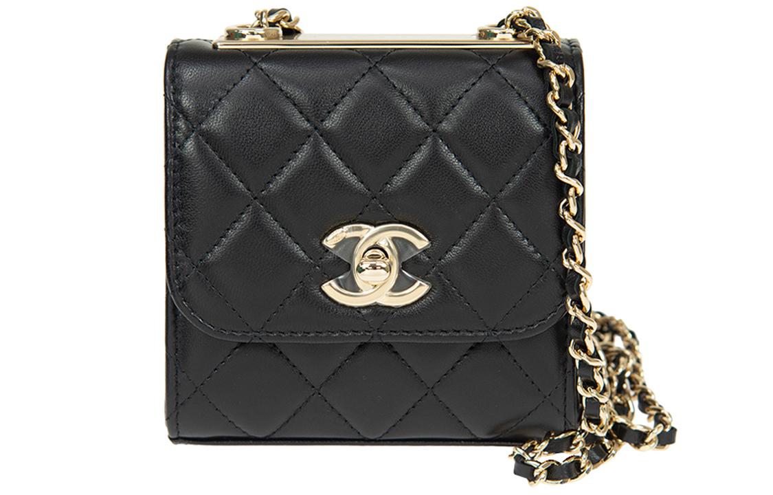 https://d2cva83hdk3bwc.cloudfront.net/A81633-Y04059-94305-chanel-trendy-cc-sheepskin-messenger-bag-shoulder-bag-crossbody-bag-mini-women-s-black-1.jpg