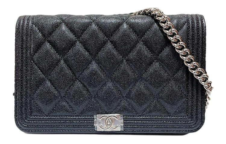 https://d2cva83hdk3bwc.cloudfront.net/A81969-B01243-94305-chanel-leboy-crossbody-bags-1.jpg