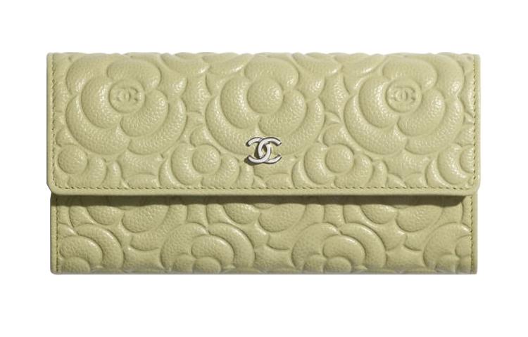 https://d2cva83hdk3bwc.cloudfront.net/A82283-B04308-N9315-chanel-calfskin-wallet-women-s-light-green-1.jpg