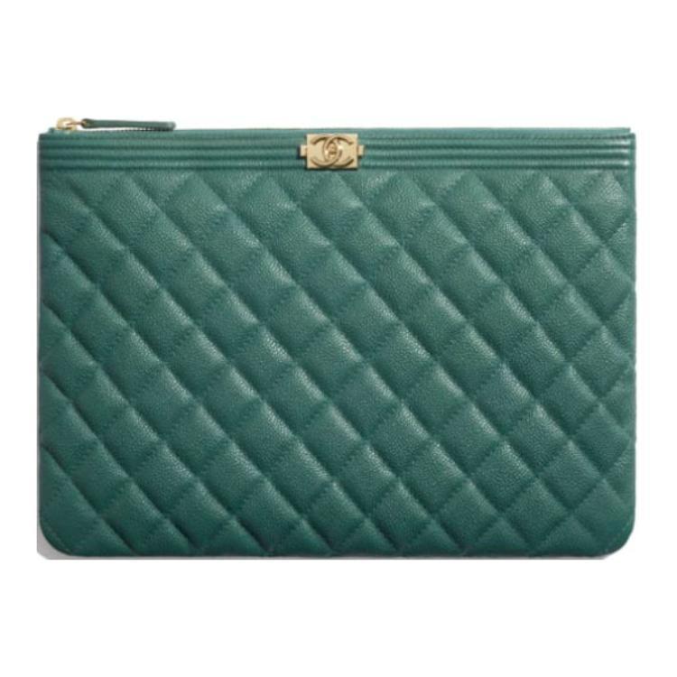 https://d2cva83hdk3bwc.cloudfront.net/A84406-B05839-NC636-chanel-leboy-clutches-1.jpg