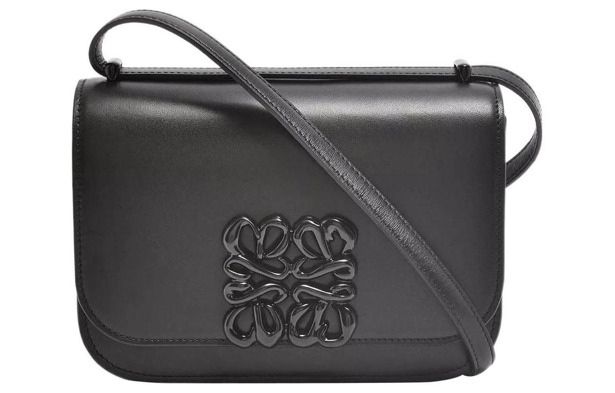 https://d2cva83hdk3bwc.cloudfront.net/A896N09X15-1100-loewe-goya-shoulder-bag-small-black-1.jpg