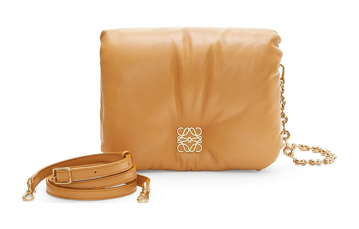 https://d2cva83hdk3bwc.cloudfront.net/A896P41X23-3150-loewe-crossbody-bags-1.jpg