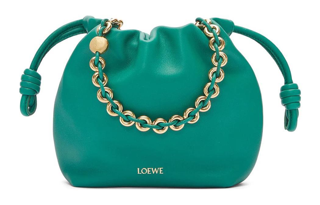 https://d2cva83hdk3bwc.cloudfront.net/A914CBPX03-7831-loewe-flamenco-nappa-sheepskin-one-shoulder-crossbody-clutch-mini-women-s-emerald-green-1.jpg