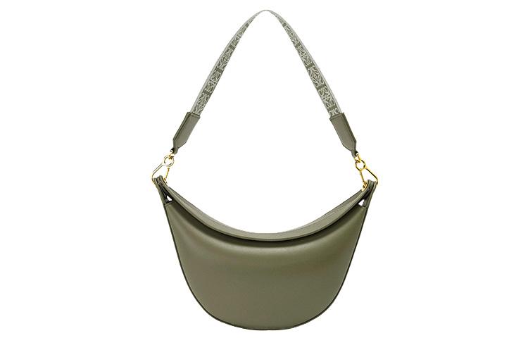 https://d2cva83hdk3bwc.cloudfront.net/A923PM1X01-3949-loewe-luna-shoulder-bags-1.jpg