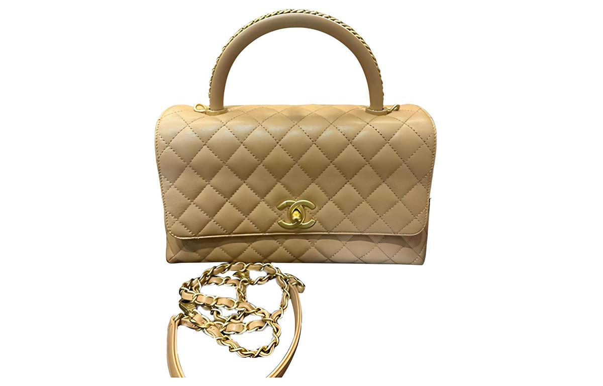 https://d2cva83hdk3bwc.cloudfront.net/A92991-B10382-NM366-chanel-23p-ss-handbags-1.jpg