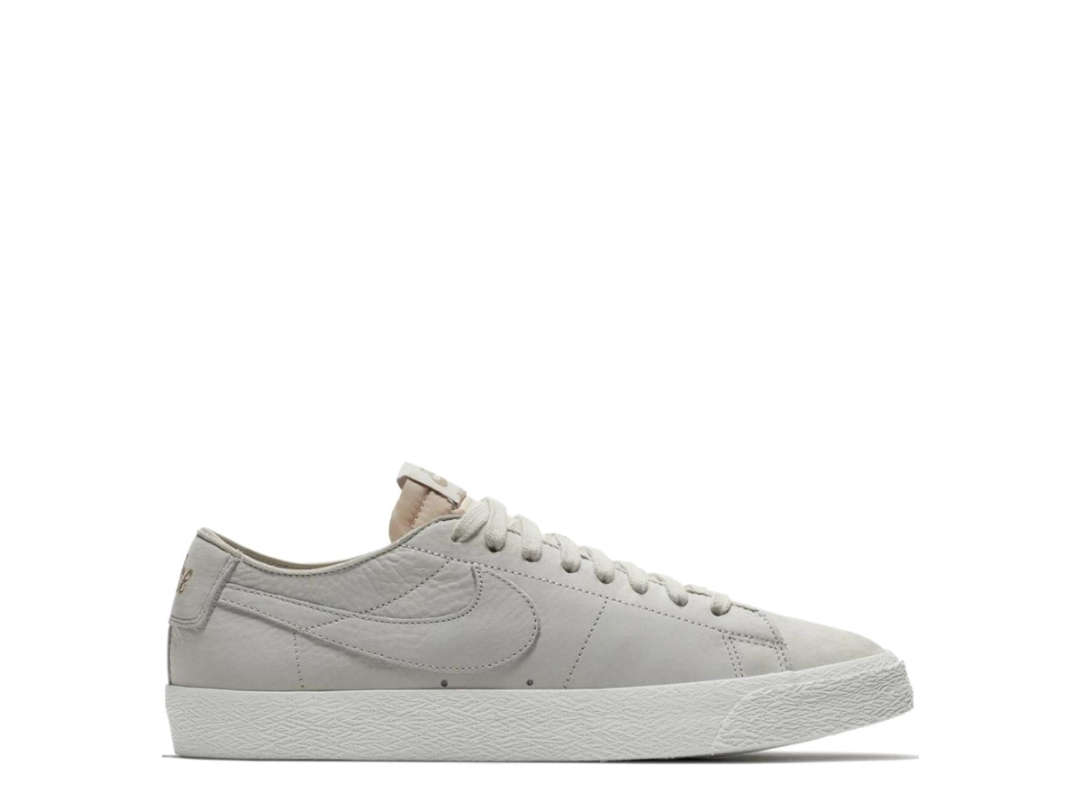 https://d2cva83hdk3bwc.cloudfront.net/AA4274-001-nike-sb-blazer-low-decon-light-bone-1.jpg