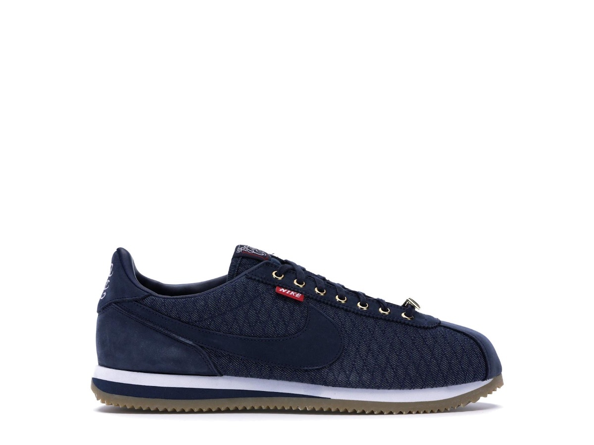 https://d2cva83hdk3bwc.cloudfront.net/AA4875-400-nike-cortez-mister-cartoon-obsidian-1.jpg