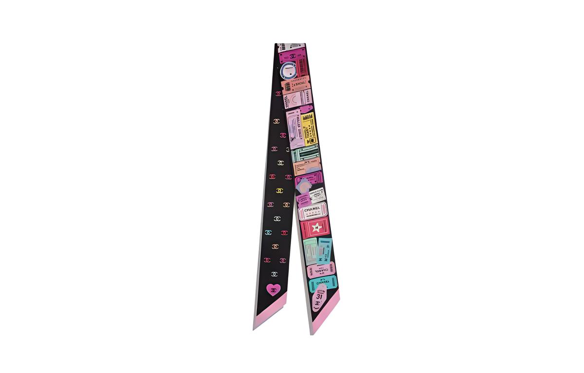 https://d2cva83hdk3bwc.cloudfront.net/AA9657-B14976-NT294-chanel-silk-scarves-women-s-multicolor-1.jpg