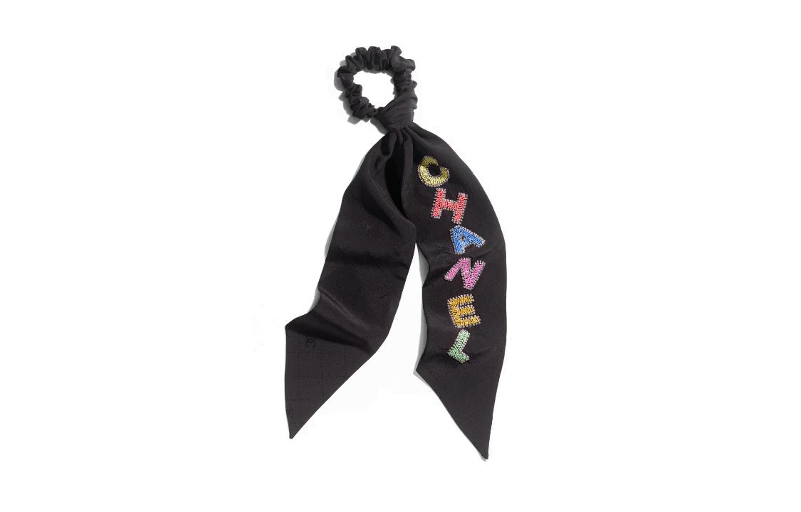 https://d2cva83hdk3bwc.cloudfront.net/AA9728-B15102-NT647-chanel-hair-ties-women-s-1.jpg