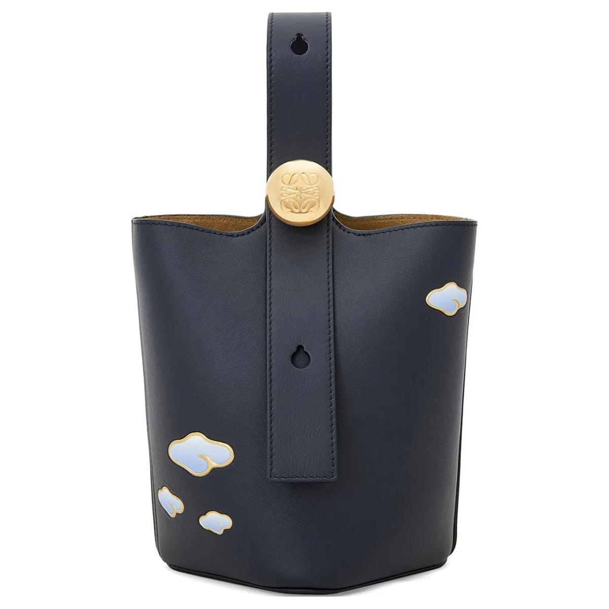 https://d2cva83hdk3bwc.cloudfront.net/AANBBBMX18-4921-loewe-pebble-bucket-cow-leather-bucket-bag-one-shoulder-handbag-mini-women-s-dark-blue-1.jpg