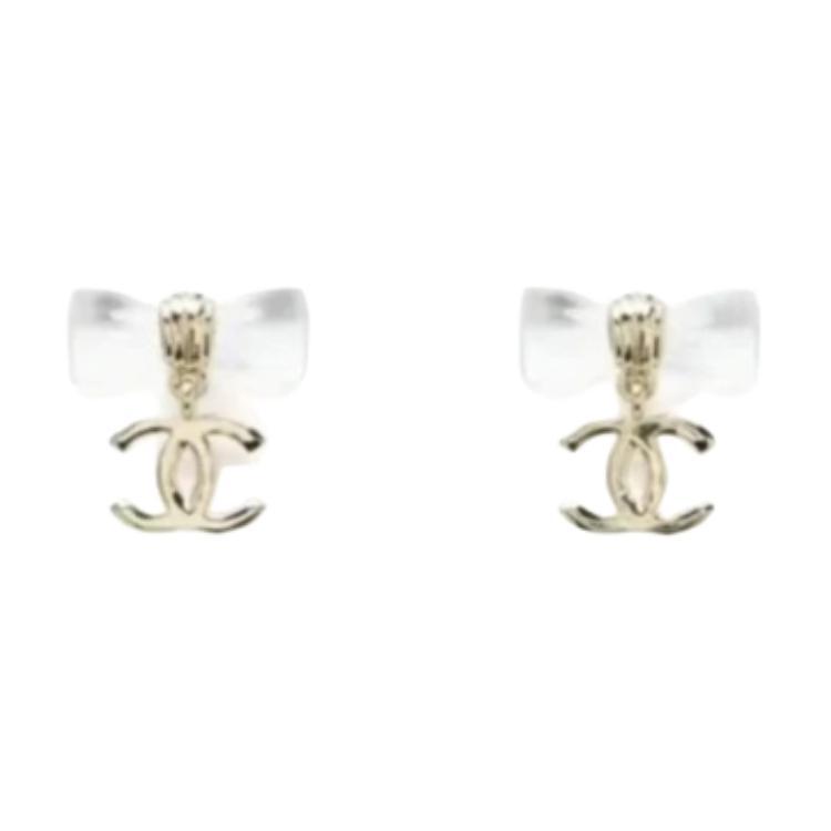 https://d2cva83hdk3bwc.cloudfront.net/AB-25P-102-chanel-earrings-unisex-1.jpg