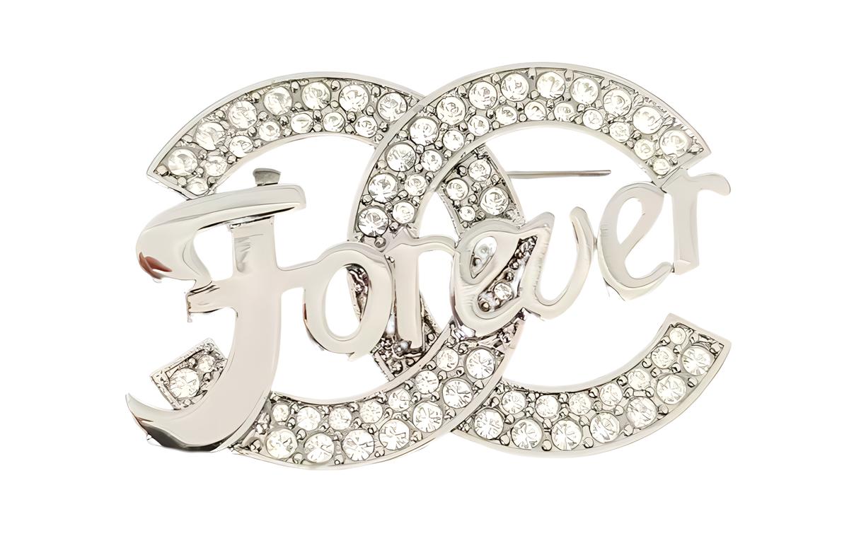 https://d2cva83hdk3bwc.cloudfront.net/AB6325B05764NC560-chanel-brooches-unisex-silver-1.jpg