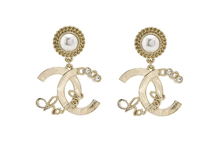 https://d2cva83hdk3bwc.cloudfront.net/AB7946-B07769-NH123-chanel-earrings-women-s-1.jpg