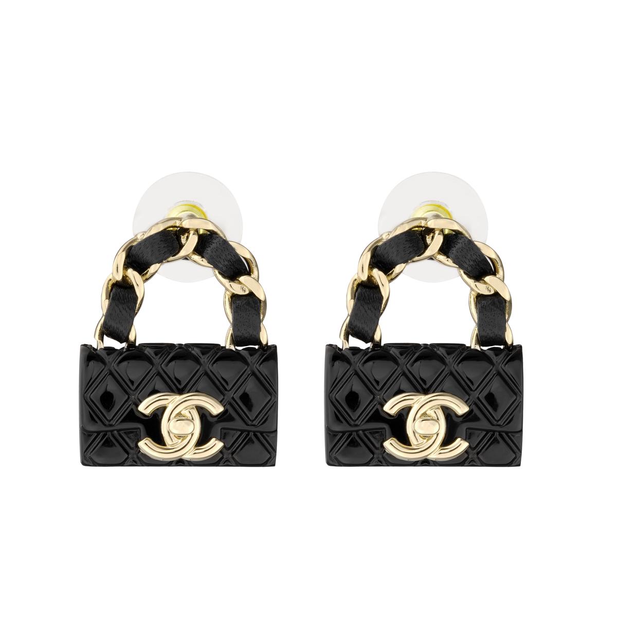 https://d2cva83hdk3bwc.cloudfront.net/ABA007B09999NL990-chanel-earrings-women-s-1.jpg