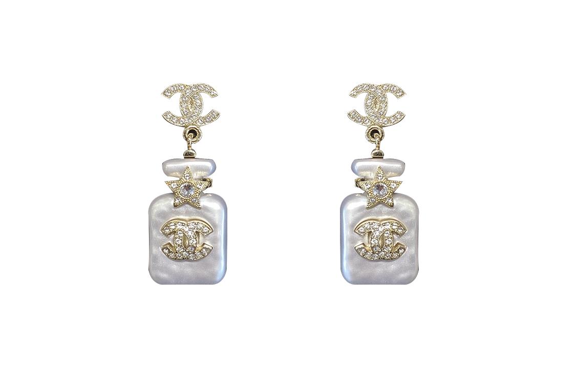 https://d2cva83hdk3bwc.cloudfront.net/ABA840-B10935-NN979-chanel-earrings-women-s-1.jpg
